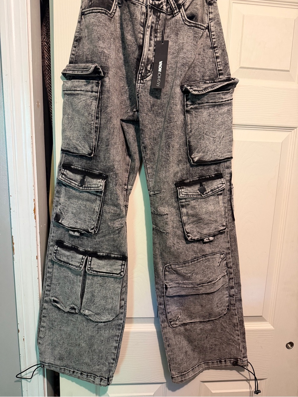 Fashion Nova Gray Washed Women's Cargo Jeans